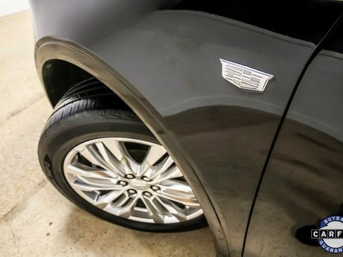 Used 2017 Cadillac XT5 Premium Luxury w/ Advanced Security Package image 10