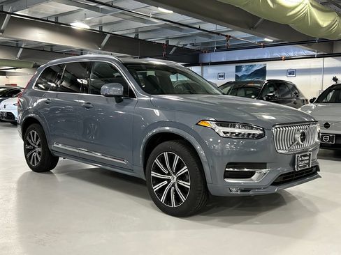 Certified 2023 Volvo XC90 B6 Plus AWD/4WD image 1