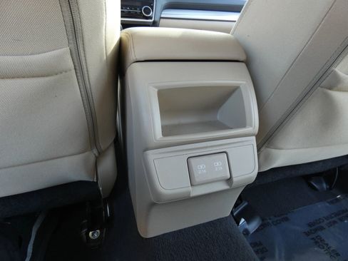 Used 2019 Subaru Outback 2.5i Premium image 52