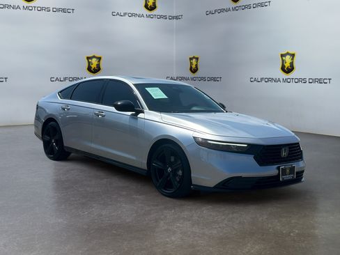 Used 2025 Honda Accord Sport image 7