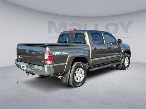 Used 2014 Toyota Tacoma 4x4 Double Cab w/ TRD Off-Road Package image 5