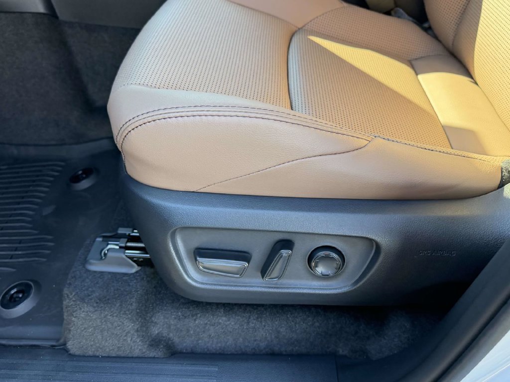 New 2026 Toyota 4Runner Limited AWD/4WD image 16