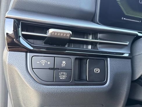 Used 2026 Kia Sportage S image 35