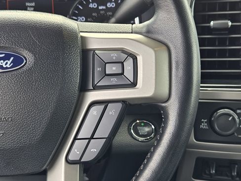 Used 2022 Ford F250 Lariat w/ Tremor Off-Road Package image 29