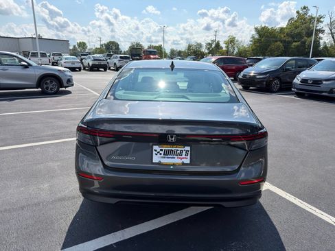 Used 2024 Honda Accord EX image 5