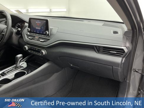 Used 2022 Nissan Altima 2.5 SV w/ SV Premium Package image 24