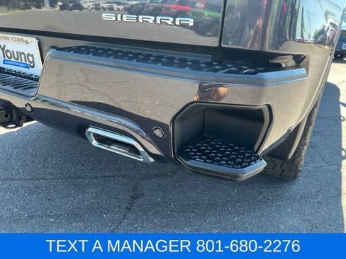 Used 2022 GMC Sierra 1500 Denali Ultimate AWD/4WD image 8
