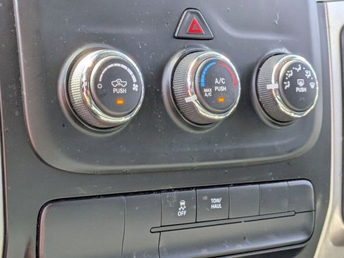 Used 2016 RAM 1500 Big Horn image 9