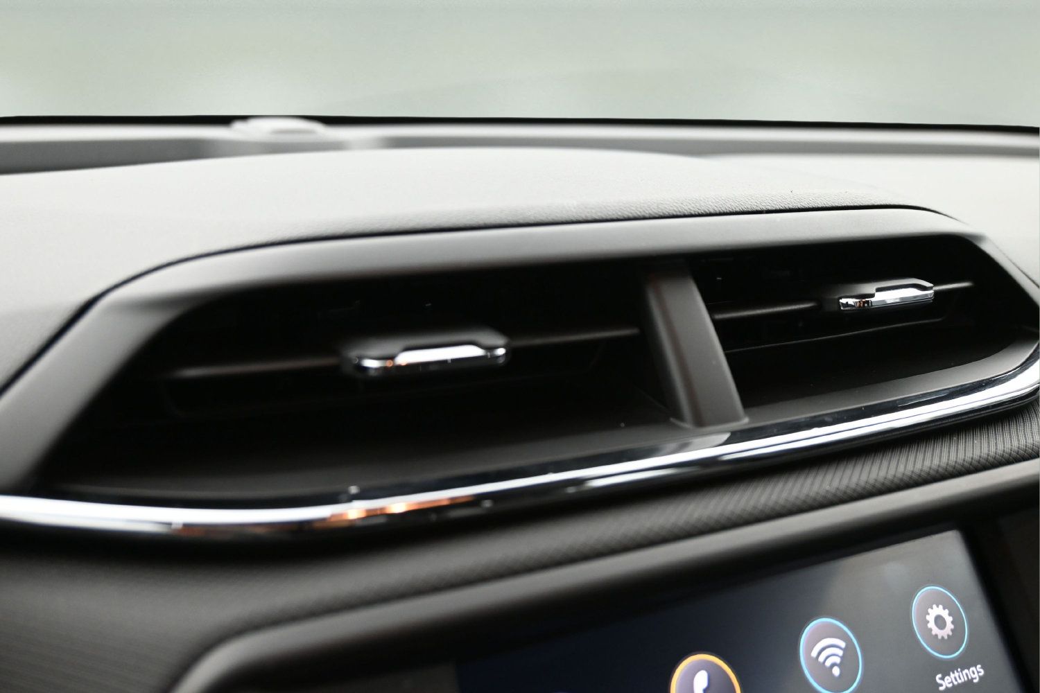 Used 2023 Chevrolet TrailBlazer LS FWD image 21
