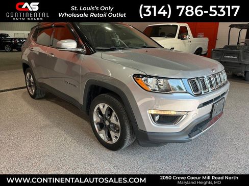 Used 2019 Jeep Compass Limited AWD/4WD image 1