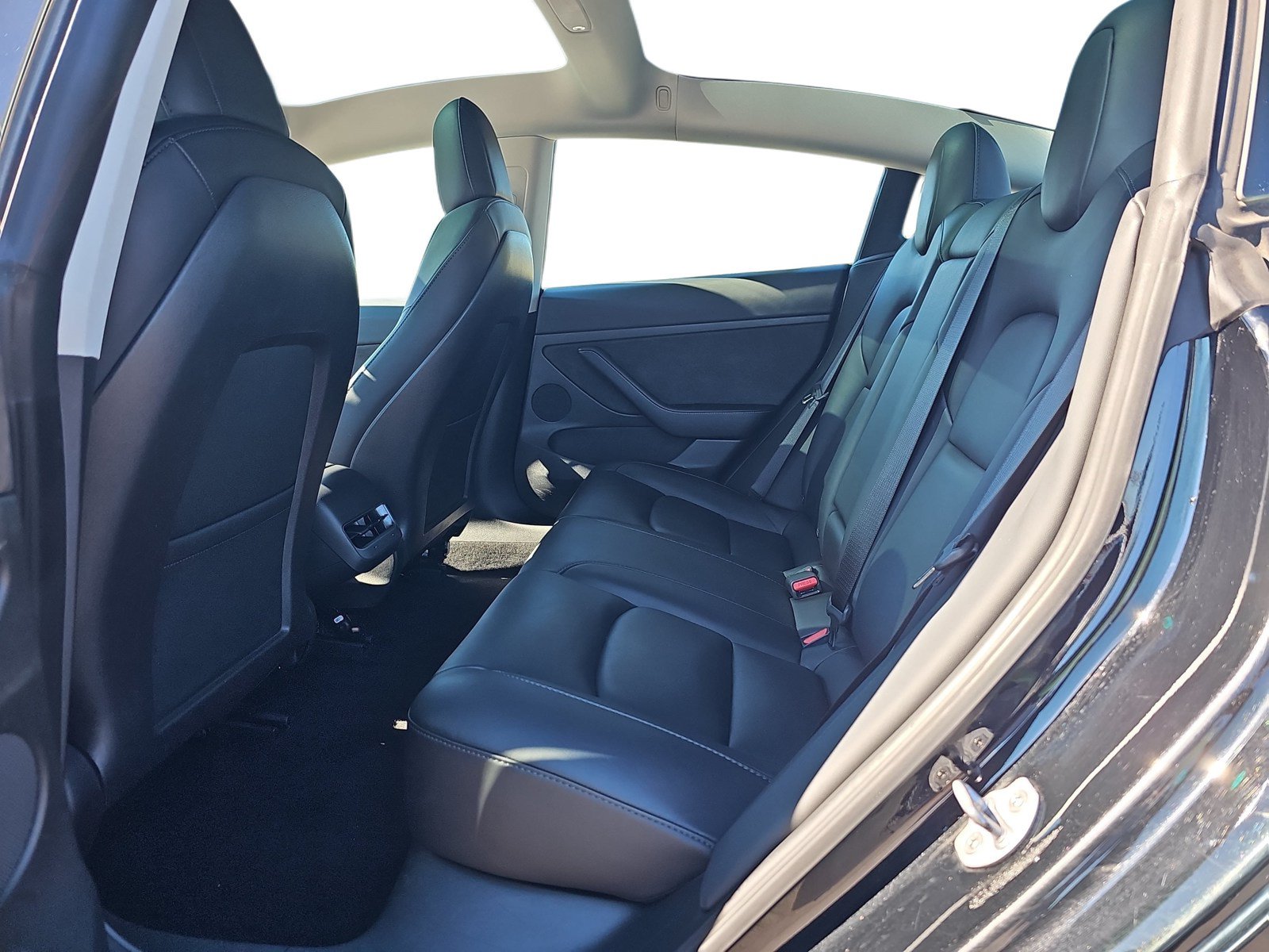 Used 2023 Tesla Model 3 Standard Range RWD image 11