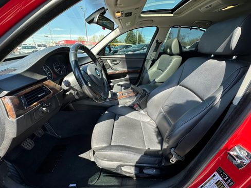 Used 2006 BMW 325xi Sedan image 10