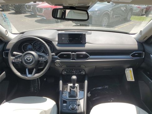 New 2025 MAZDA CX-5 AWD 2.5 S w/ Preferred Package image 29
