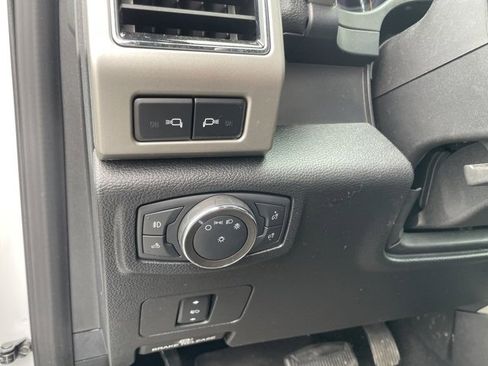 Used 2020 Ford F250 Lariat w/ Chrome Package image 7