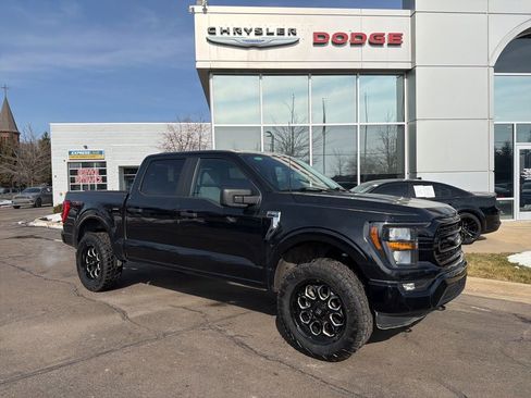 Used 2023 Ford F150 XLT AWD/4WD image 1
