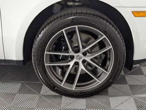 New 2026 Porsche Macan S image 14