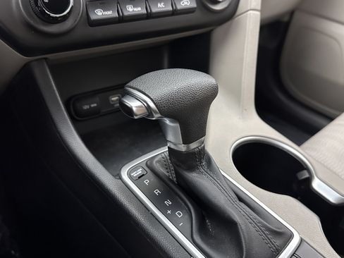 Used 2020 Kia Sportage LX AWD/4WD image 13