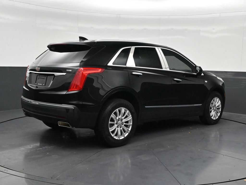 Used 2017 Cadillac XT5 FWD image 5