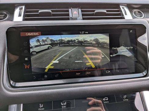 Used 2020 Land Rover Range Rover Sport HSE image 10