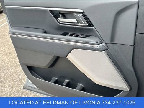 Used 2024 GMC Sierra EV Denali AWD/4WD image 22