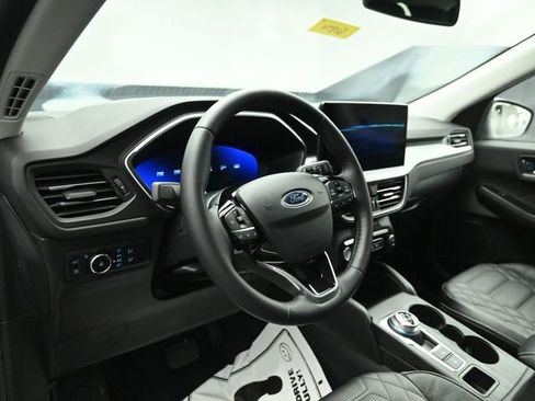 Certified 2024 Ford Escape Base w/ PHEV Premium Package image 11