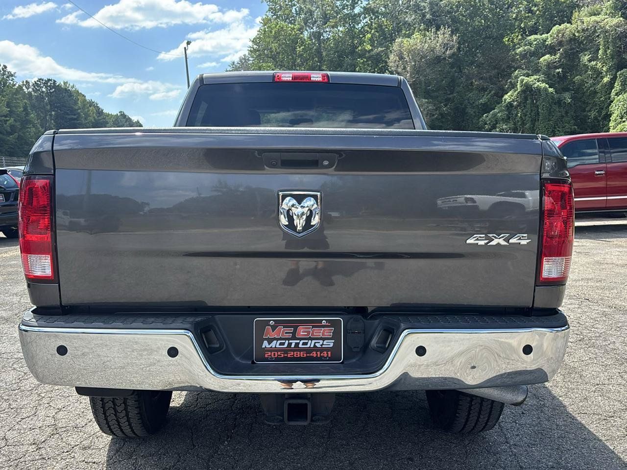 Used 2017 RAM 2500 Tradesman w/ Chrome Appearance Group AWD/4WD image 4