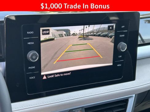 New 2026 Volkswagen Taos SE FWD image 28