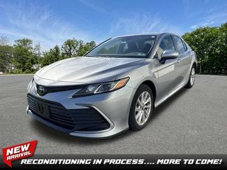 Used 2022 Toyota Camry LE FWD video 1