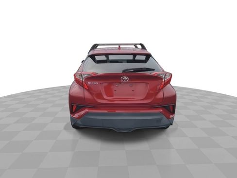 Used 2020 Toyota C-HR LE FWD image 7