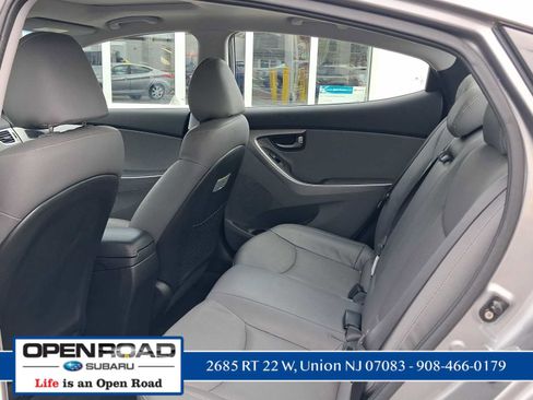 Used 2012 Hyundai Elantra Limited w/ Technology Pkg 5 FWD image 12
