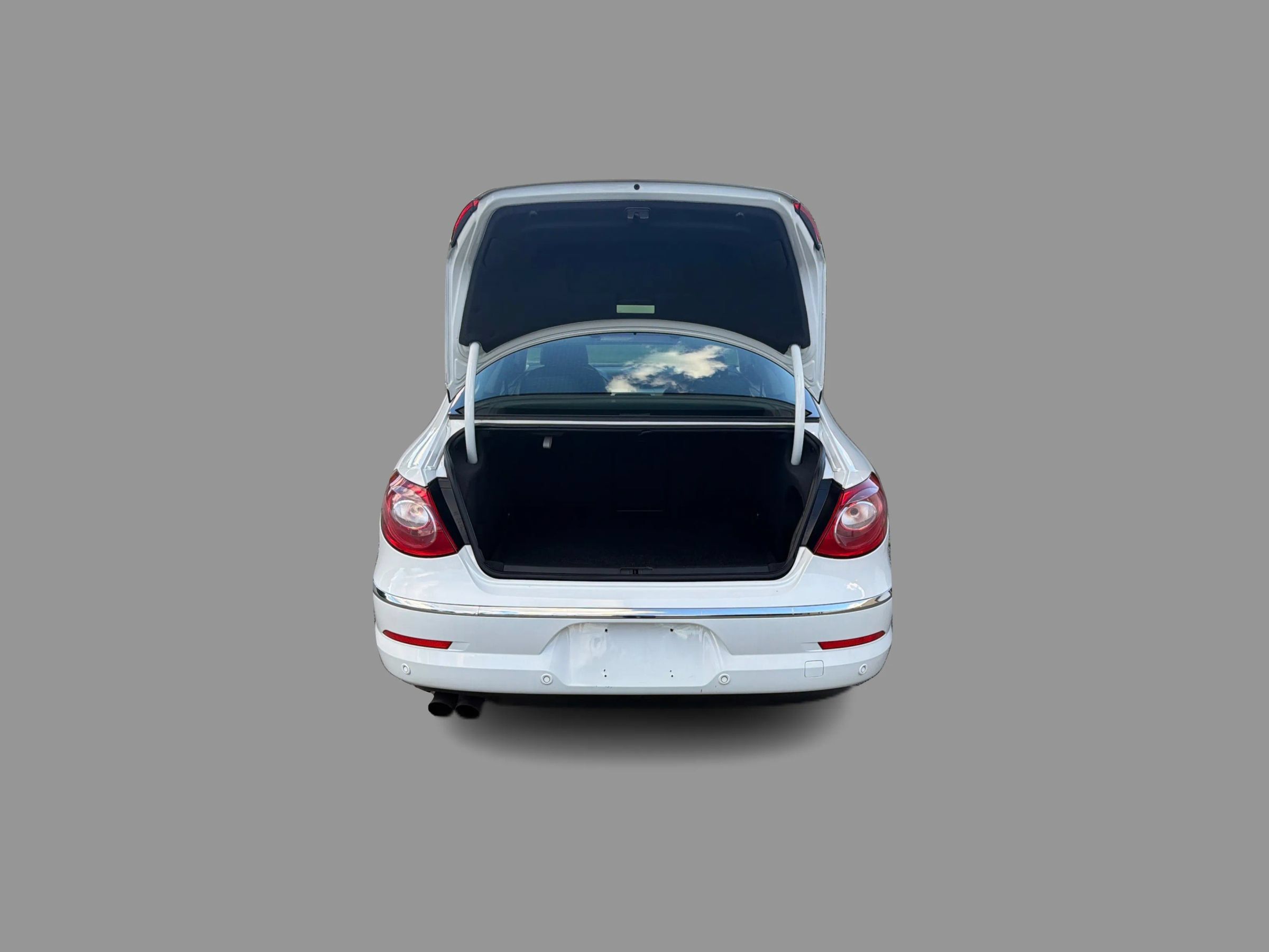 Used 2010 Volkswagen CC Luxury FWD image 15
