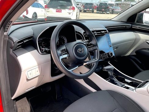 Used 2022 Hyundai Tucson SEL image 14