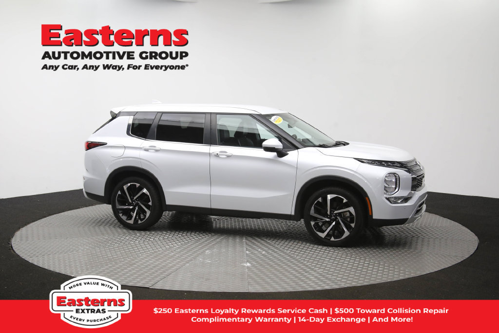 Used 2024 Mitsubishi Outlander SE FWD image 49