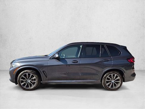 Used 2022 BMW X5 xDrive40i w/ M Sport Package AWD/4WD image 8