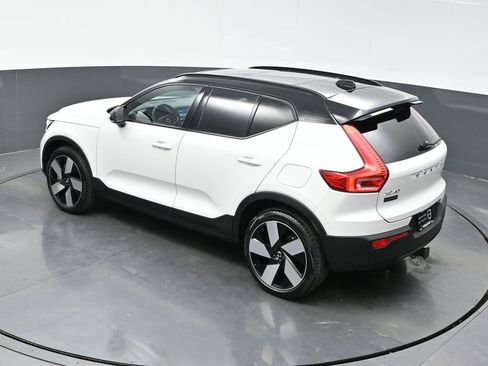 Used 2024 Volvo XC40 Recharge Ultimate w/ Protection Package Premier image 25