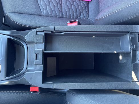 Used 2020 Chevrolet Equinox LT image 37