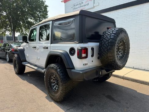 Used 2018 Jeep Wrangler Unlimited Sport S AWD/4WD image 7