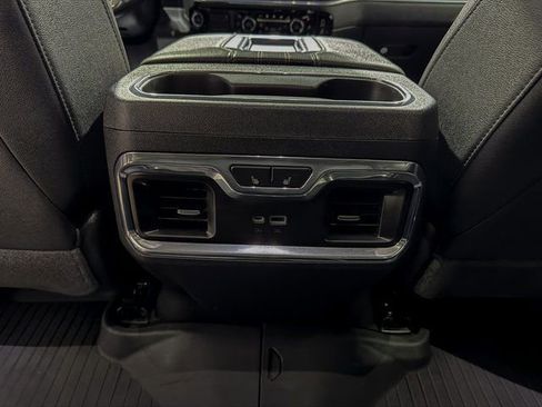 Used 2022 Chevrolet Silverado 1500 High Country image 19