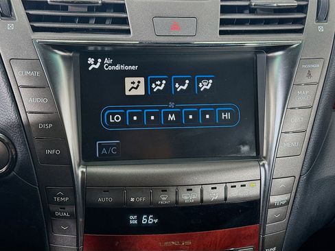 Used 2009 Lexus LS 460 RWD image 23
