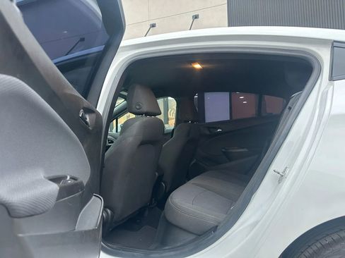 Used 2019 Chevrolet Cruze LT image 7