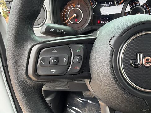 New 2026 Jeep Gladiator Sport image 22