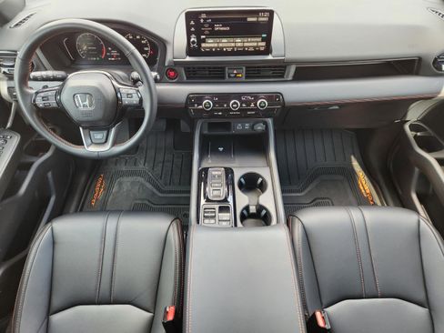 Certified 2025 Honda Pilot TrailSport image 22