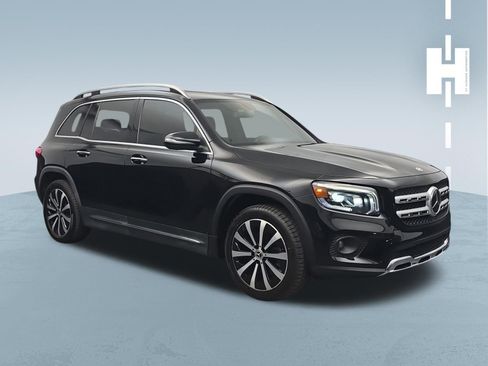 Used 2021 Mercedes-Benz GLB 250 w/ Premium Package image 1