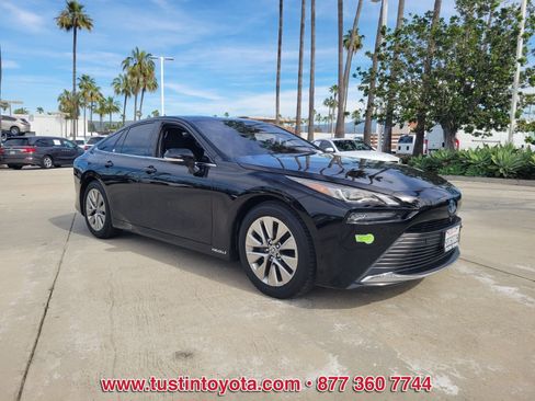 Certified 2022 Toyota Mirai XLE w/ Advanced Technology Package image 2