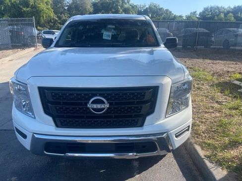 Used 2023 Nissan Titan SV RWD image 2
