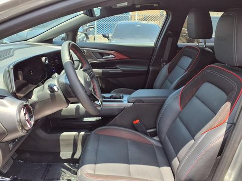 Certified 2024 Chevrolet Equinox EV RS FWD image 15