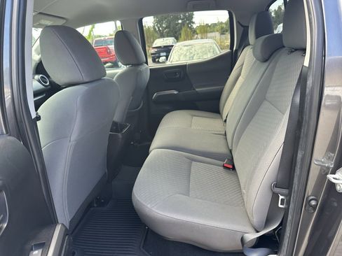 Used 2022 Toyota Tacoma SR5 image 20