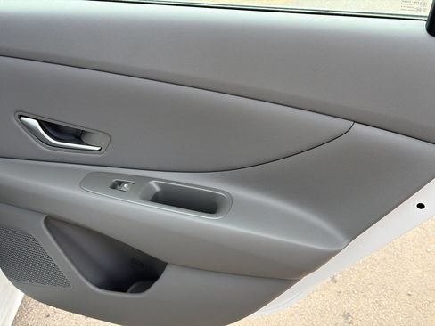 New 2026 Hyundai Elantra Sport FWD image 17