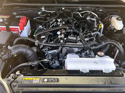 Certified 2025 Toyota 4Runner TRD Sport AWD/4WD image 31