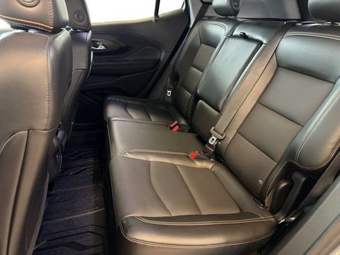 Used 2020 GMC Terrain SLT w/ Preferred Package AWD/4WD image 16